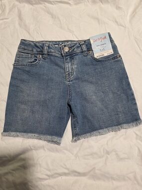 Cat & Jack Medium Blue Denim Frayed Hem Jean Shorts
